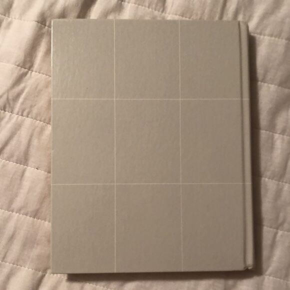 2001 1st Edition Vegetarian Classics by Jeanne Lemlin - Picture 2 of 10